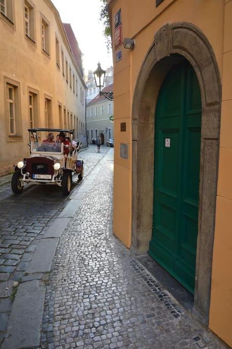 Apartamento Old Town Herberghaus, 250M To Charles Bridge Praga Exterior foto