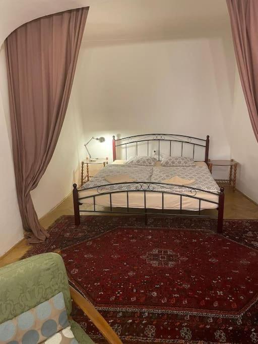 Apartamento Old Town Herberghaus, 250M To Charles Bridge Praga Exterior foto