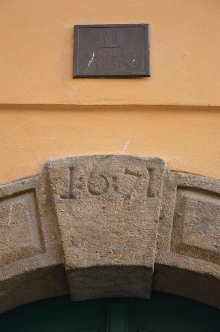 Apartamento Old Town Herberghaus, 250M To Charles Bridge Praga Exterior foto